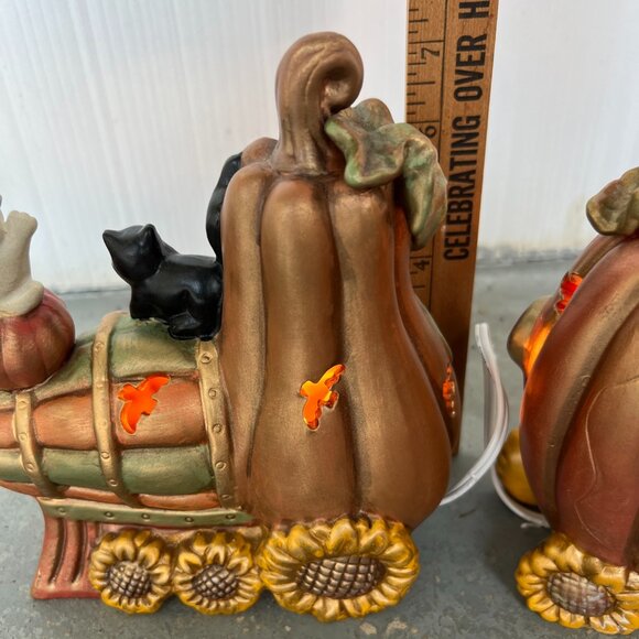 vintage Halloween light up train ghosts, cats, pumpkins sunflowers 3 piece set - Picture 14 of 16